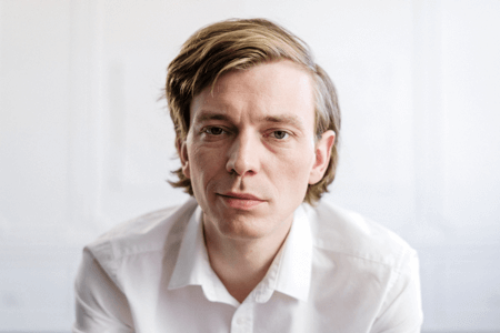 Péter